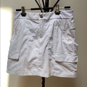 Athleta cargo skort